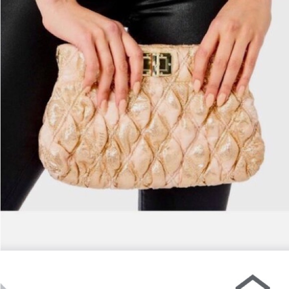 Lilly Pulitzer, New with Tag, Chancey Gold Quilted Clutch with optional strap - Picture 5 of 12